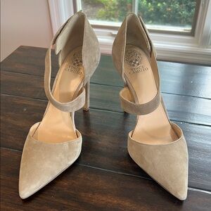 Vince Camuto Tan Heels with Pointed Toe and d'Orsay Style